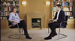 Dr. David Deißner im Gespräch mit Dr. Gisela Meister-Scheufelen